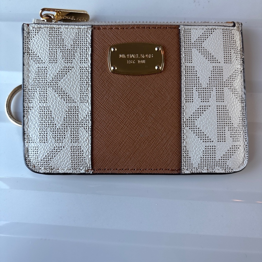 Michael Kors Beige Signature Coated Canvas and Leather Zip Coin Wallet